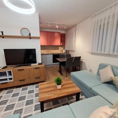 Rita Apartment Gjakova エクステリア 写真