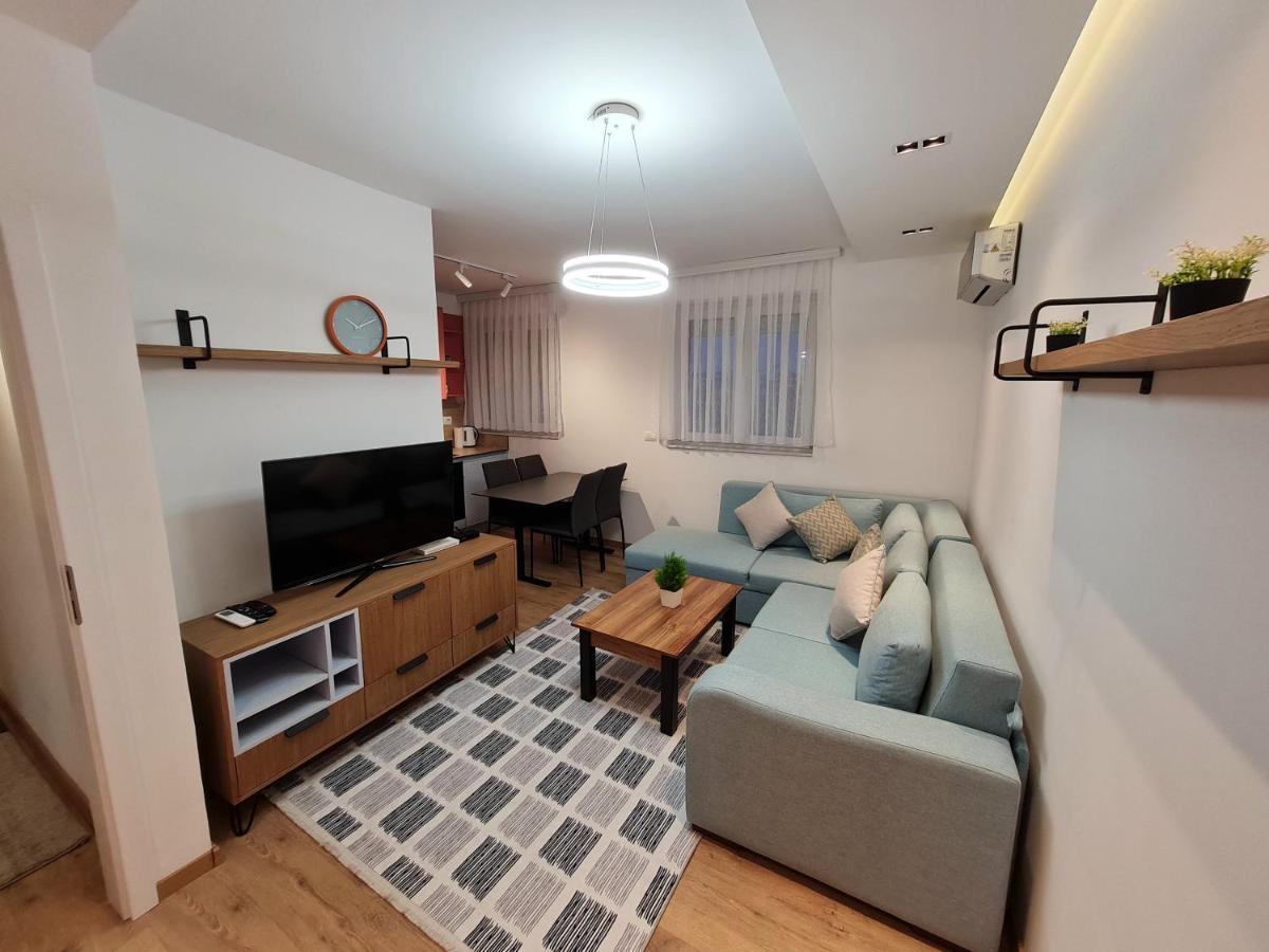 Rita Apartment Gjakova エクステリア 写真